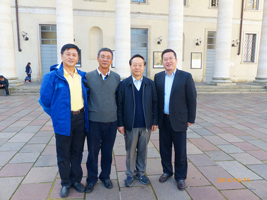 柯總出席“漢堡峰會(huì)”和“環(huán)球中國商務(wù)論壇”