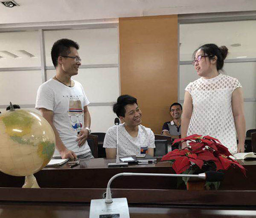 研心中心與國貿(mào)部第一次共同舉辦英語沙龍活動(dòng)