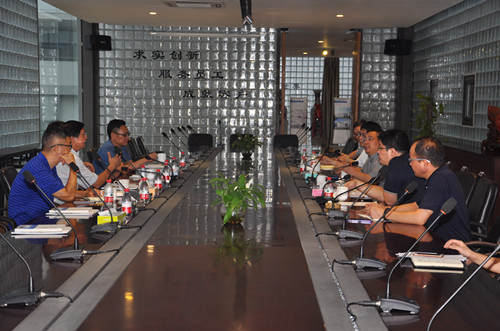 寧波工程學(xué)院蘇志剛書記和江北區(qū)張飛宇常務(wù)副區(qū)長一行蒞臨柯力調(diào)研交流