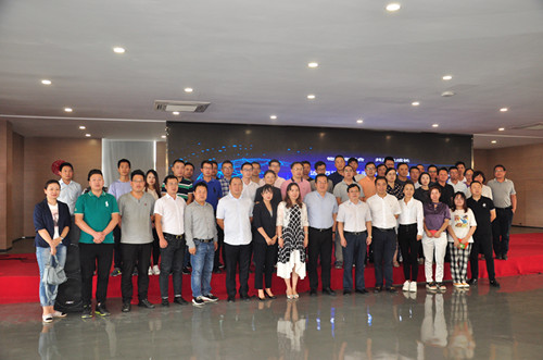 江北區(qū)政府-工業(yè)物聯(lián)網(wǎng)特色產(chǎn)業(yè)園企業(yè)國慶座談會(huì)召開